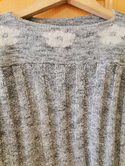 Нови пуловери за момче, ръст 135-140 см