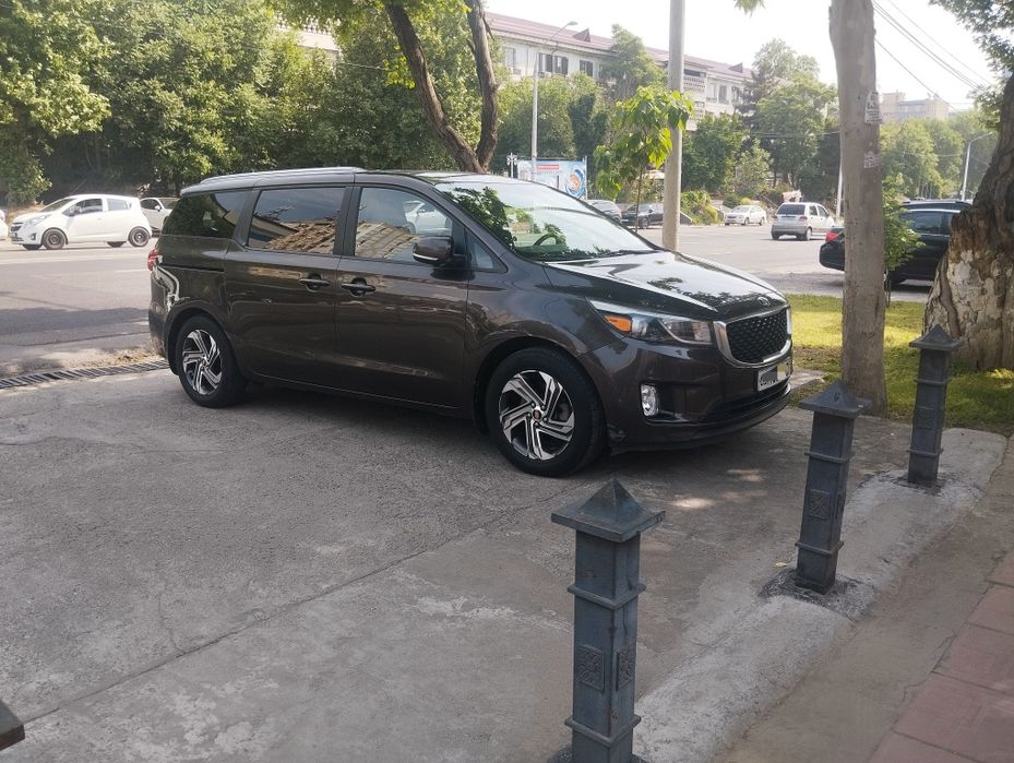 Kia минивен 2016