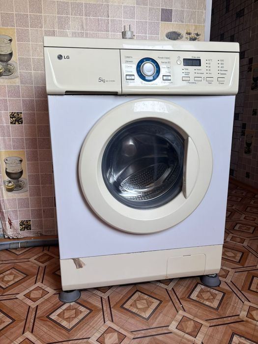 Продам стиральную машину