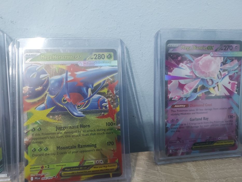Carduri pokemon near mint
