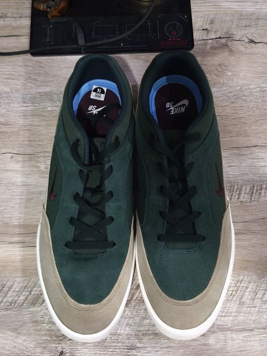 Nike - SB  Malor