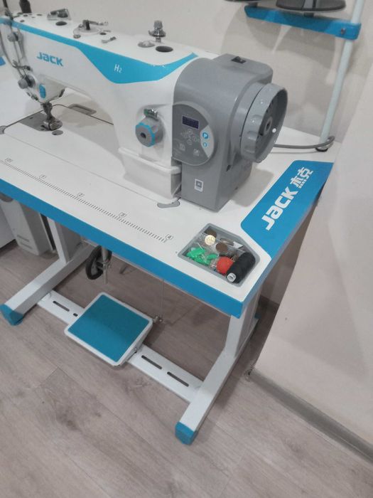 Jack H2 швейная машина