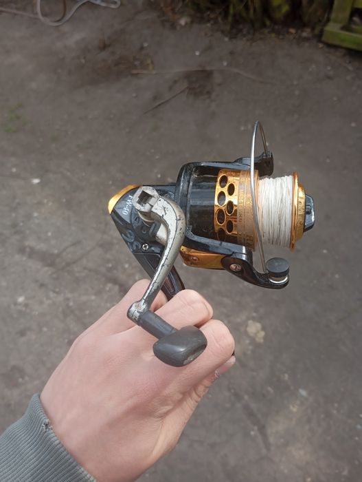 Mulinetă Haojia Aurie Mărime 4000 - 10 Rulmenți, MÂNER ÎNLOCUIT