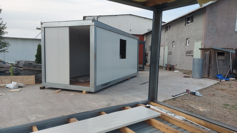 Vand container tip vitrina