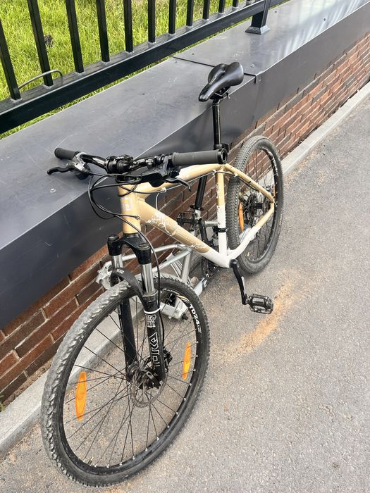 Продается велосипед SCOTT contessa20