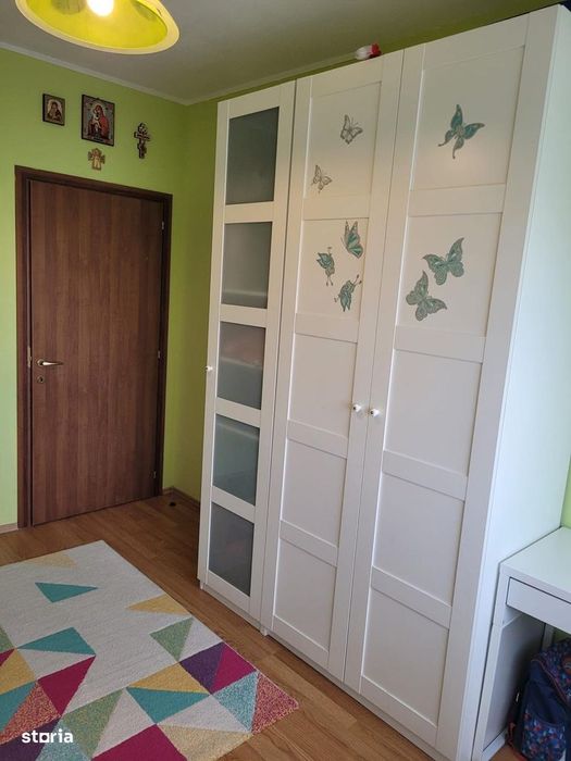 apartament 3 camere de inchiriat metrou Pacii - Preciziei - bloc nou