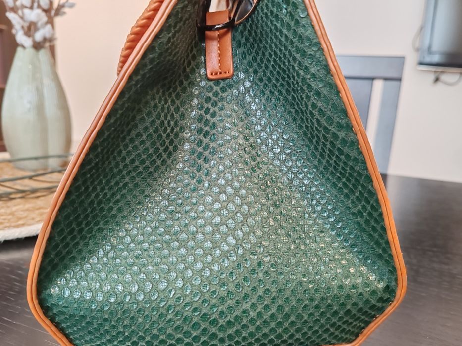 Дамска чанта Axel - нова