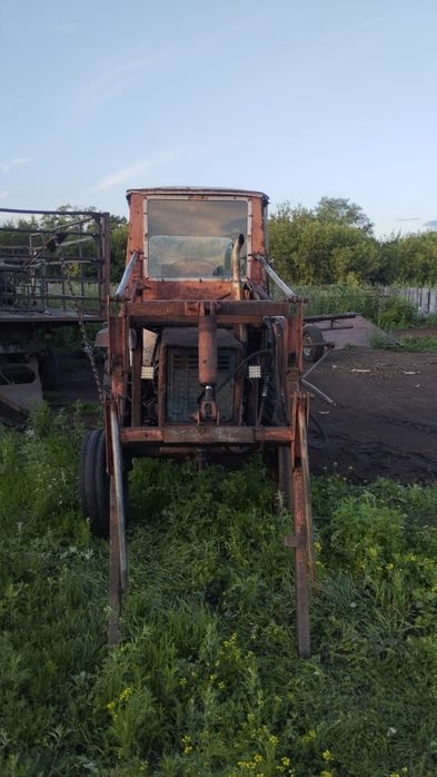 Продам трактор т - 25 с куном и телегой