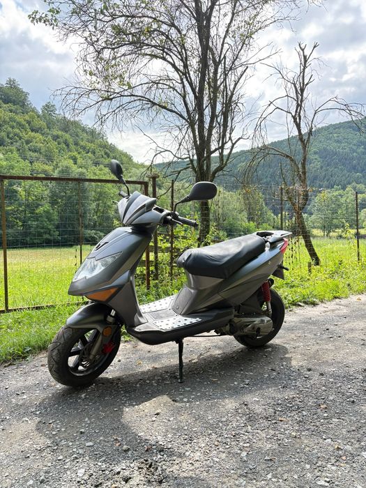 Scuter 49cc 2t cu Acte