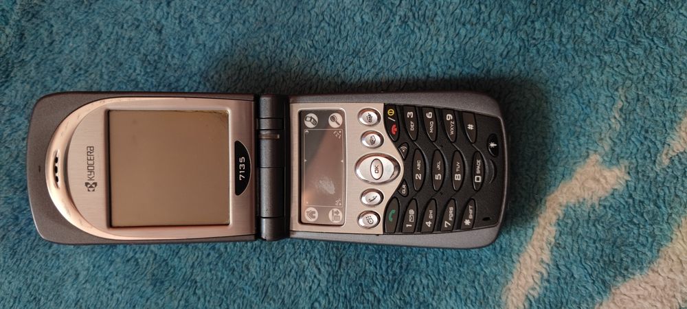 Telefon mobil de colecție