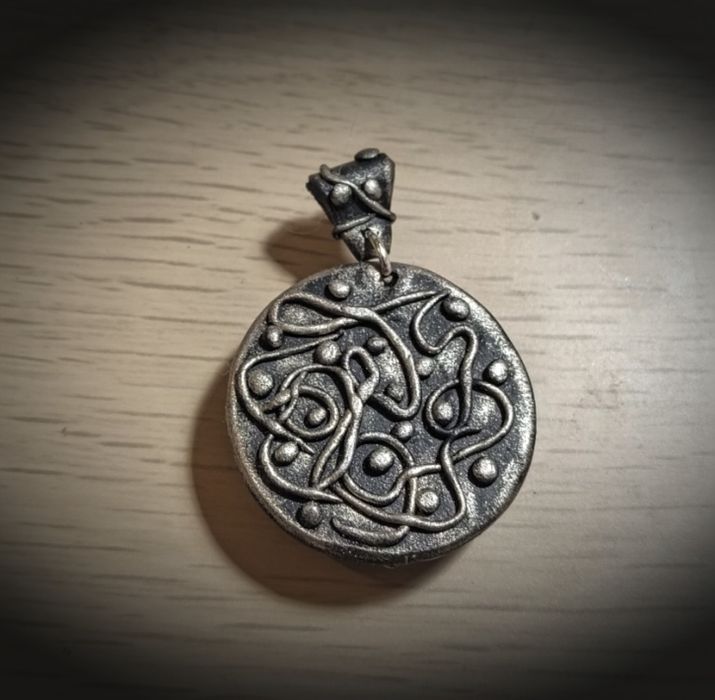 Pandantiv unicat handmade cu piatră de sticlă