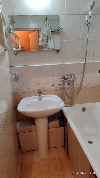 2 хонали сотилади Кора Камыш 1/4 Жомий якин 2х6 балк