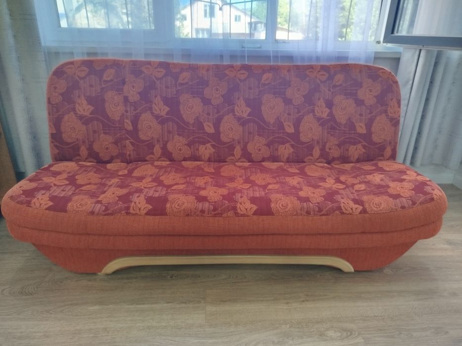 Продам диван раскладной