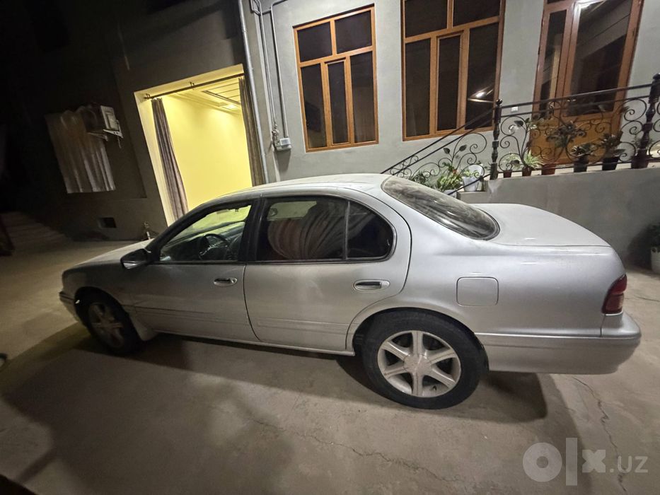 Nissan Maxima 32