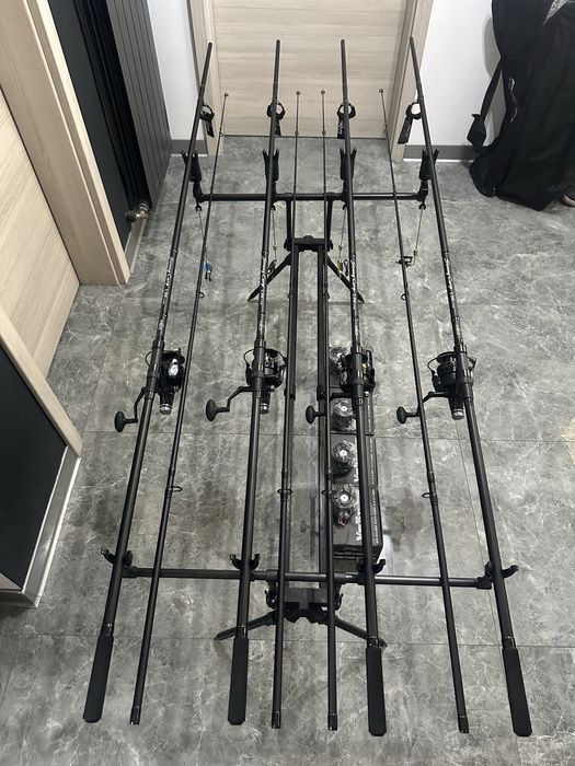SET CRAP 4 Lansete FL Strong 3.75 LBS 3.90 2 Segmente + 4 Mulinete  FL V10STEEZE FL + Rod Pod Fl 157