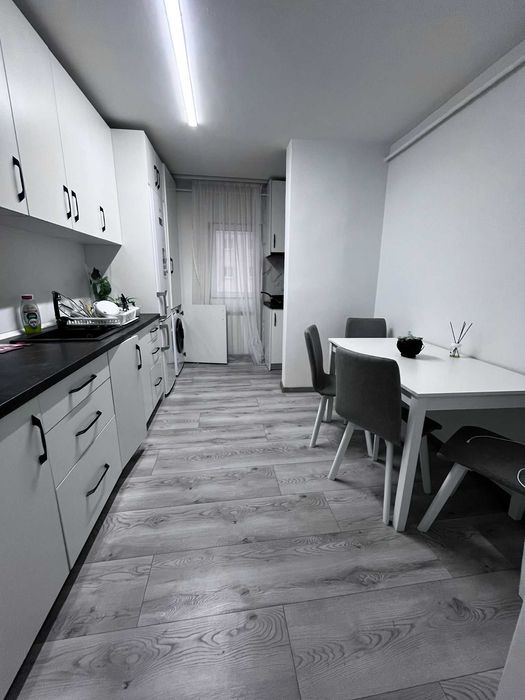 Apartament renovat la cheie