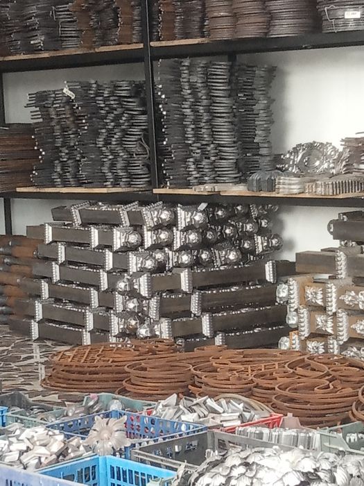 Temir gullar sotamiz . Xam yonbop