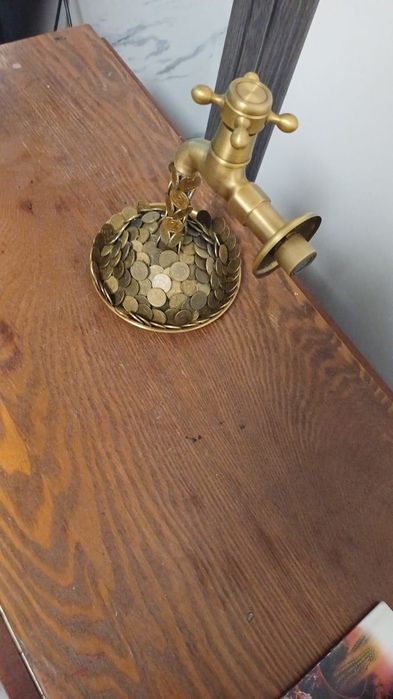 Сувенир ручной работы