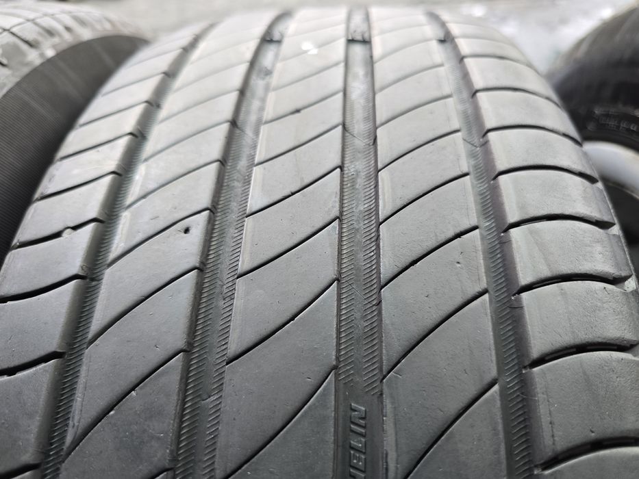 Anvelope vara 235 60 17