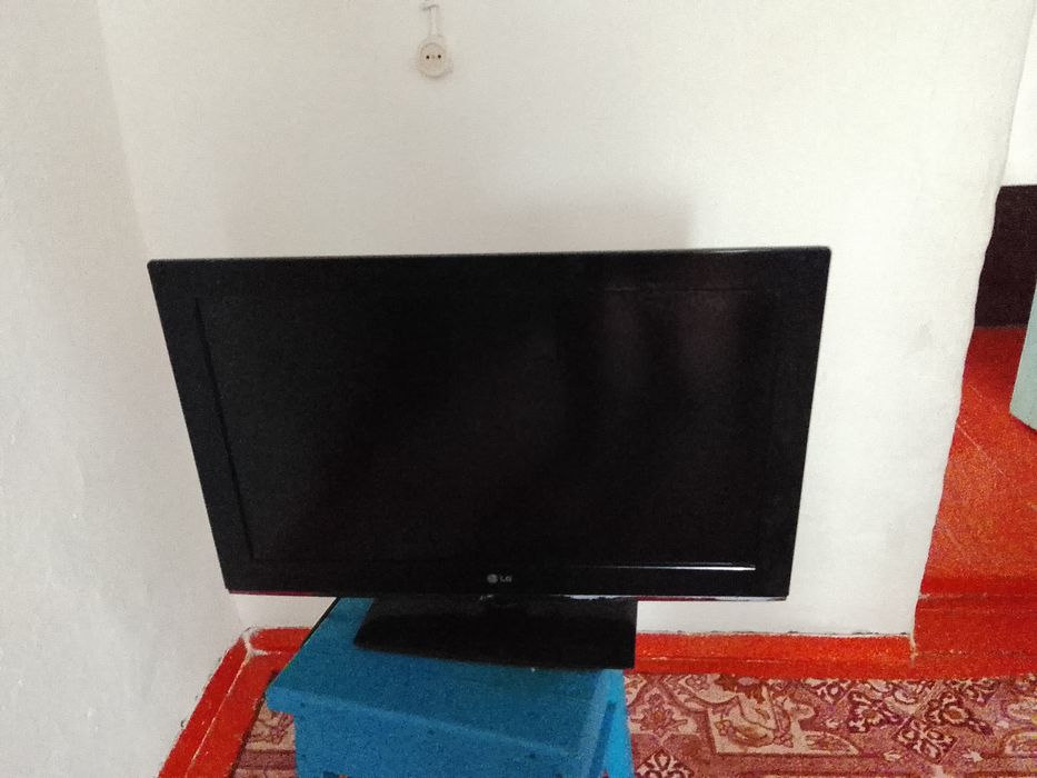 Телевизор сатылады пультпен