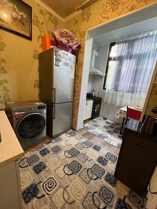 Продаётся квартира 2/4/4 не торец. Балкон 2×6. Чиланзар 5 квартал