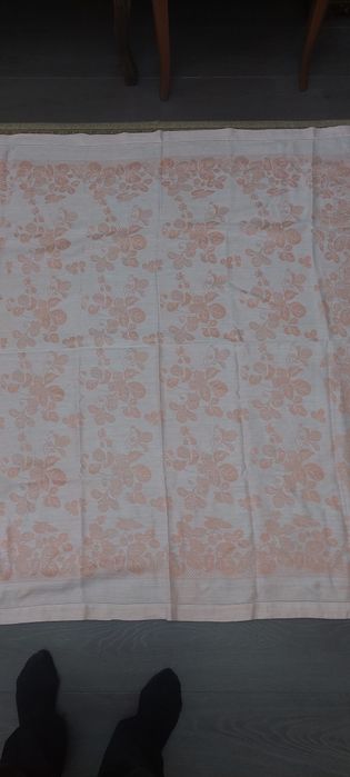 Скатерть продаю новую советскую.