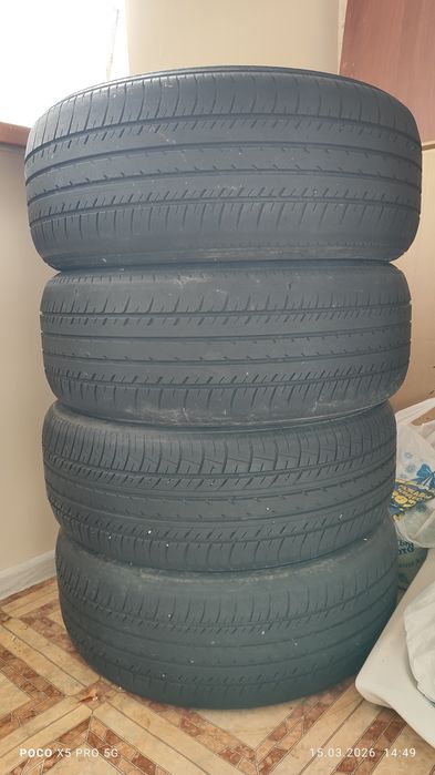 Шины летние Yokohama 215/55/R17 4 шт б/у