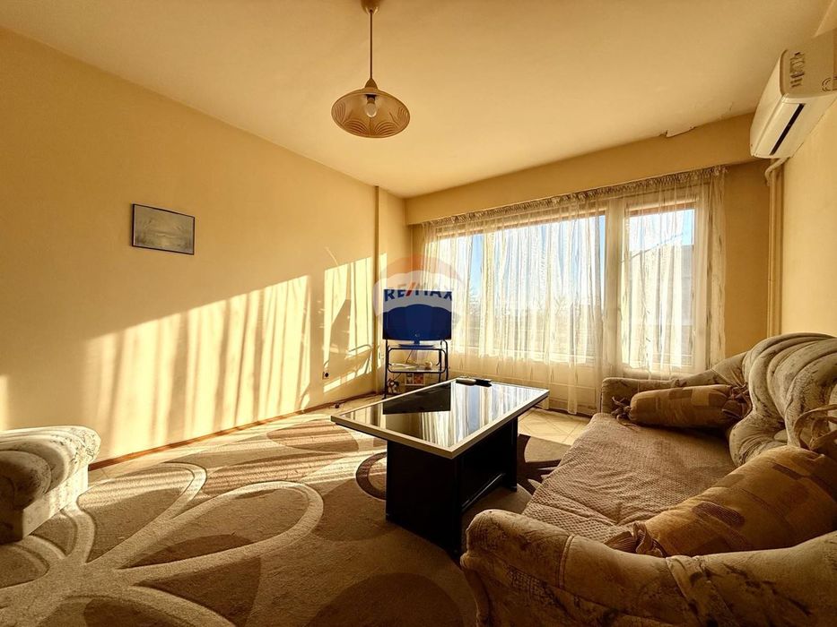 Продава се Двустаен апартамент в Варна, Младост 2 - 89 кв.м за 803 €/кв.м - Снимка #2