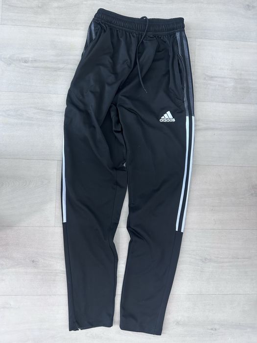 спортивки для женщин