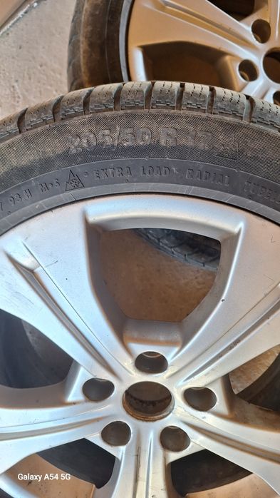 Vând jante de Megane 3  r17