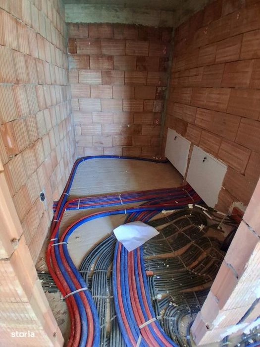 Casa spatioasa, compartimentata eficient, Dambul Rotund