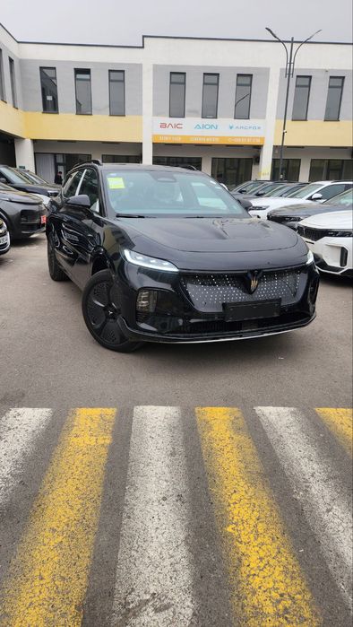 Voyah courage 2025 electro 570 km , dual motor , 4.9 secуспейте приобр