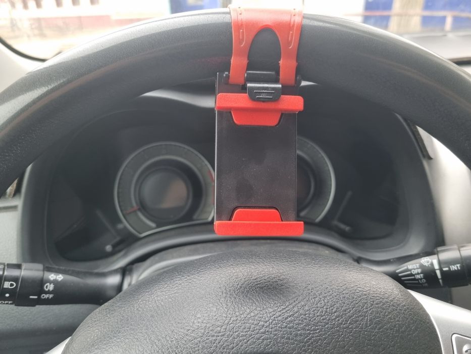 Продаю телефон держатель