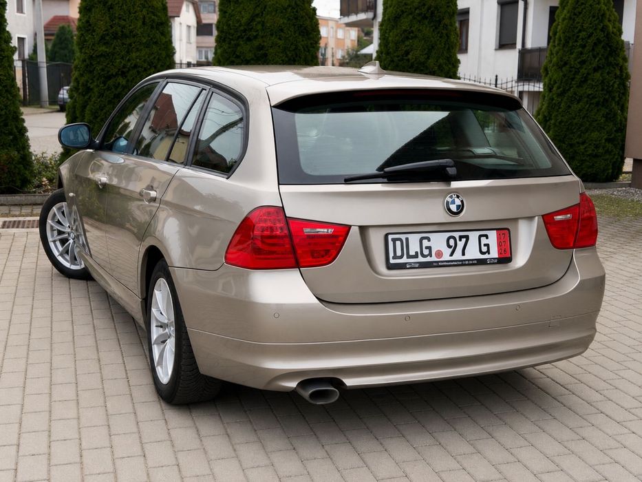 Bmw Seria 3 E91 320D FACELIFT 2009 177 cp Import Germania