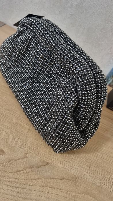 Продам клатч новый