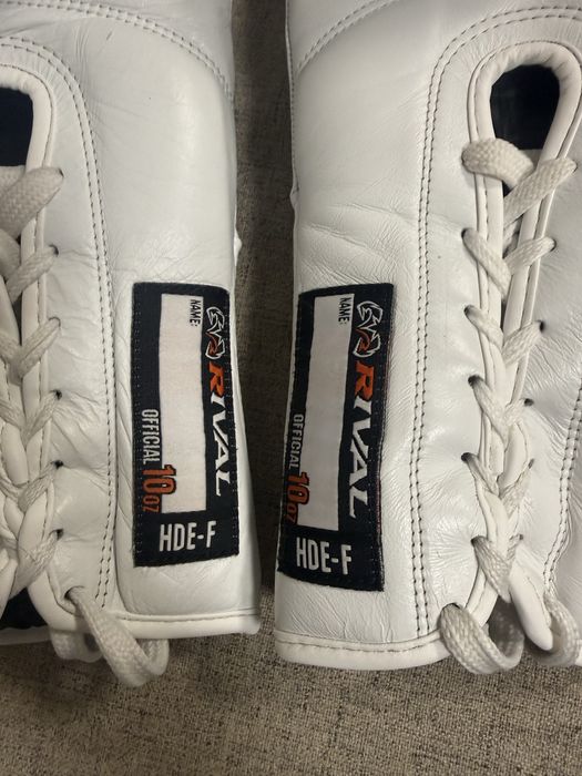 Боксови ръкавици RIVAL HDE-F 10 oz pro