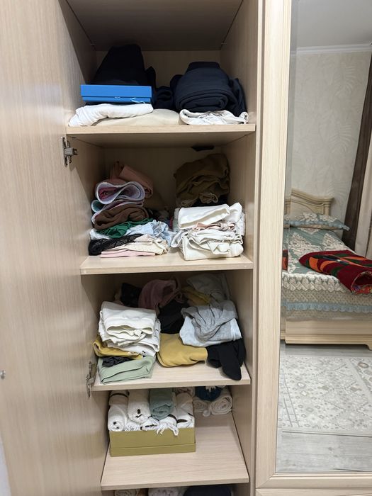 Продается спальный гарнитур