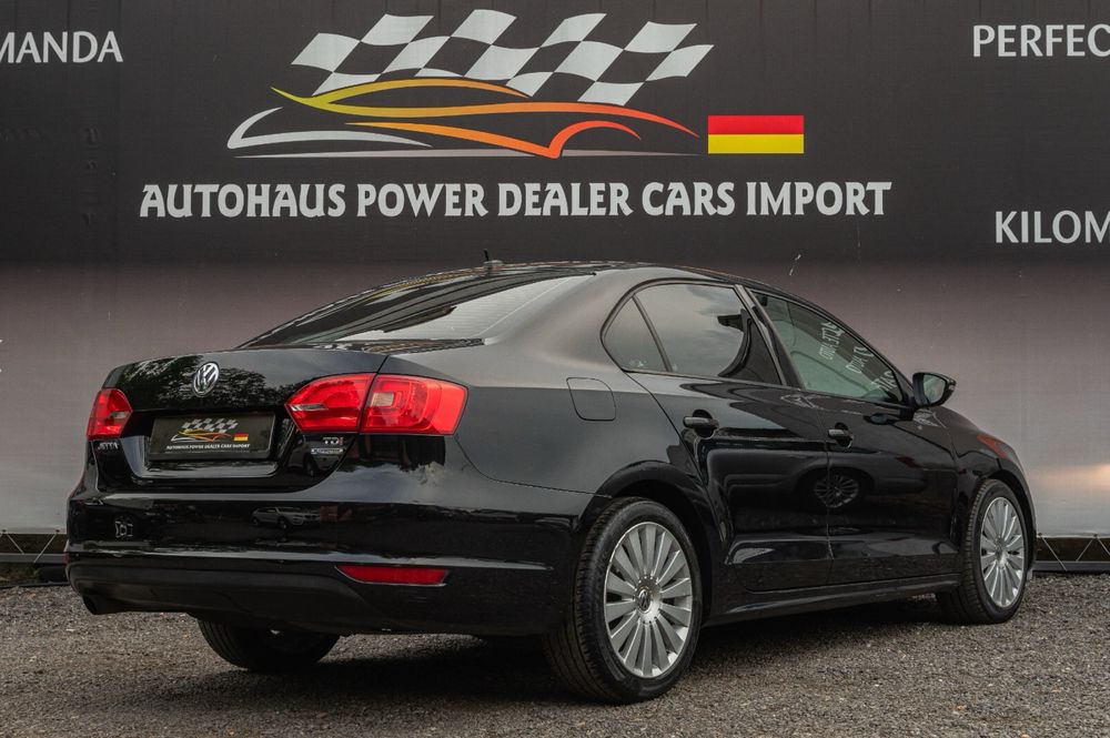 VOLKSWAGEN Jetta 2012 — imagine 5