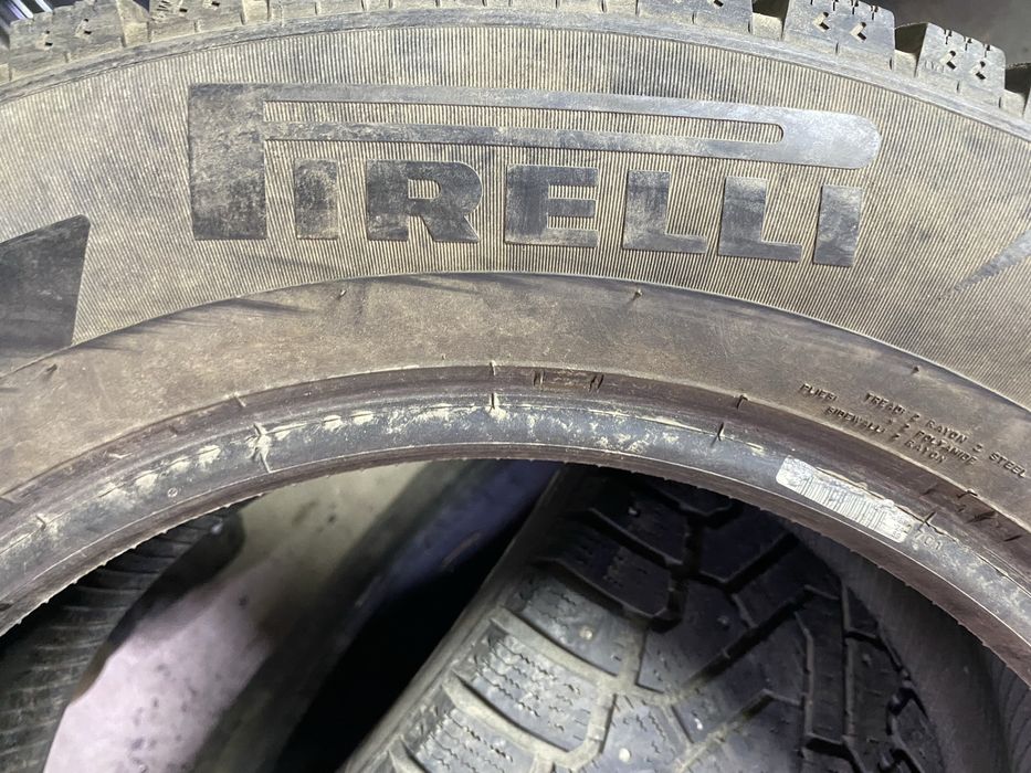 На 18. 255/55 Пирелли