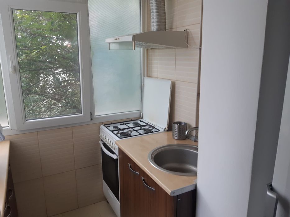 Inchiriez apartament Popa Sapca