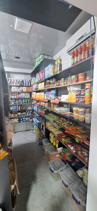 Magazen beznis sotiladi. Arendasi 200$