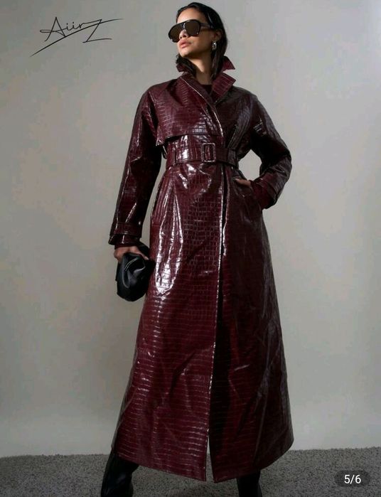 Дълъг кожен шлифер