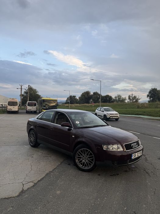Vand audi a4 b6 sau schimb