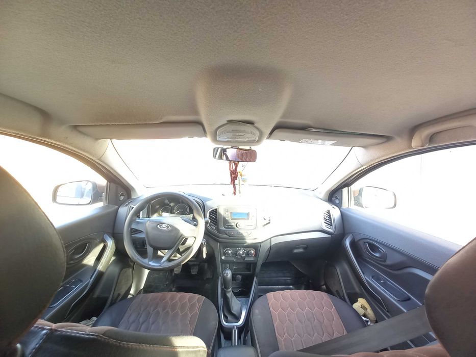 Lada Xray satiladi