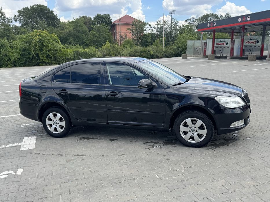 SKODA Octavia 2010 — imagine 2