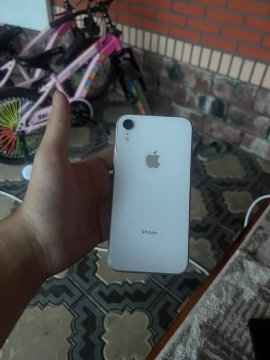 IPhone Xr продается