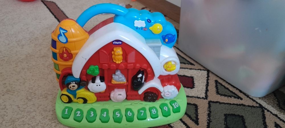 Продам детские развивающие центры