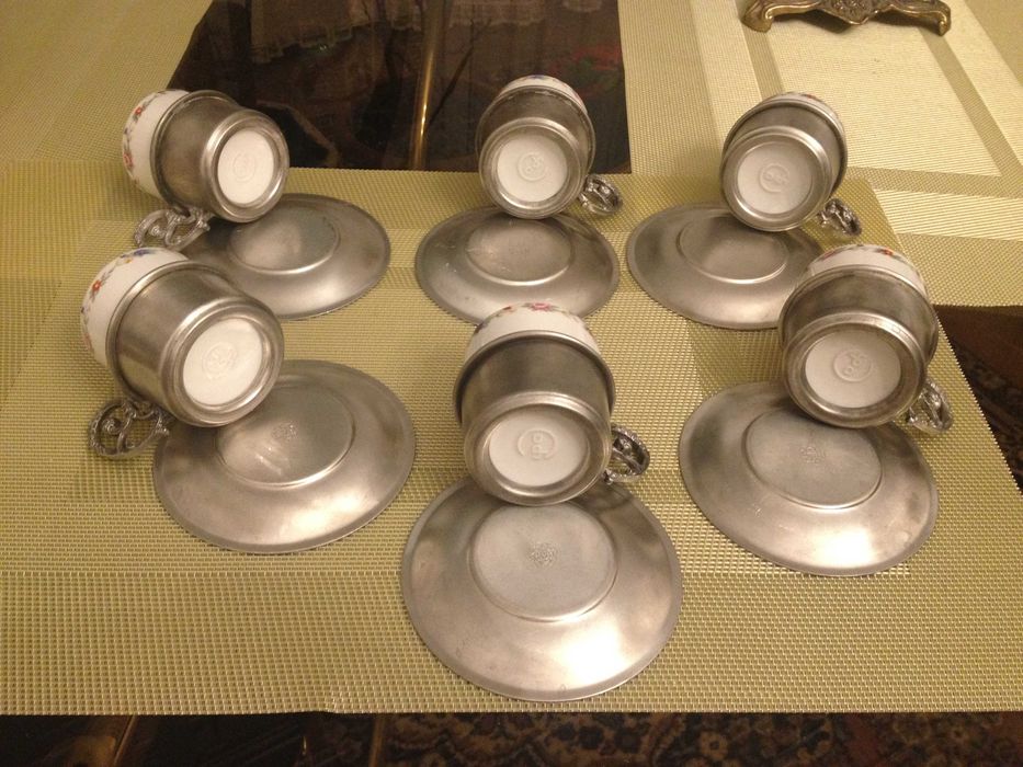 Vintage. Немски сервиз за кафе с подстакани. Чаши/халби за бира.