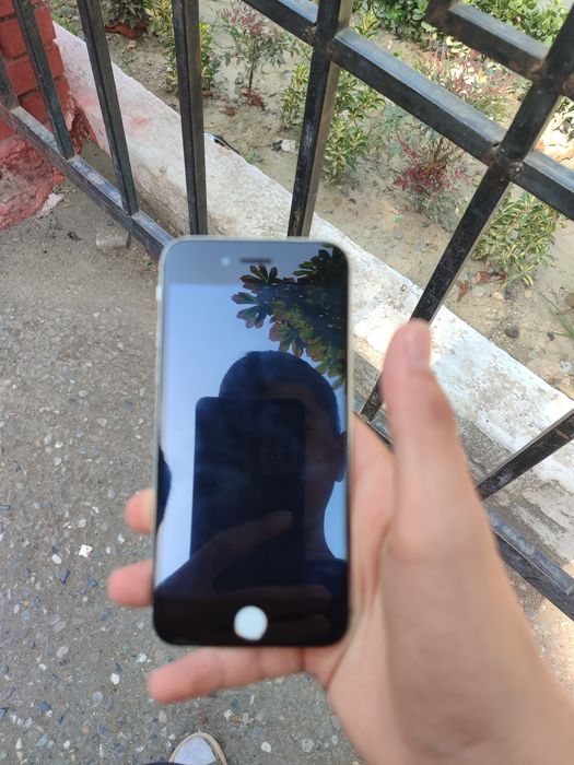 IPHONE 6 J sotiladi narxi arzon