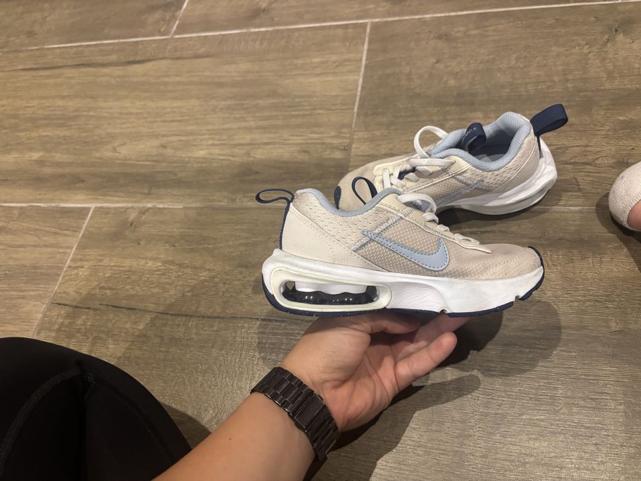 Маратонки Nike